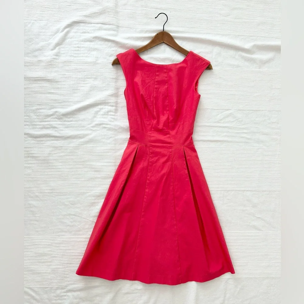 Le Chateau Pink Fit and Flare Sleeveless Dress - Picture 2 of 12